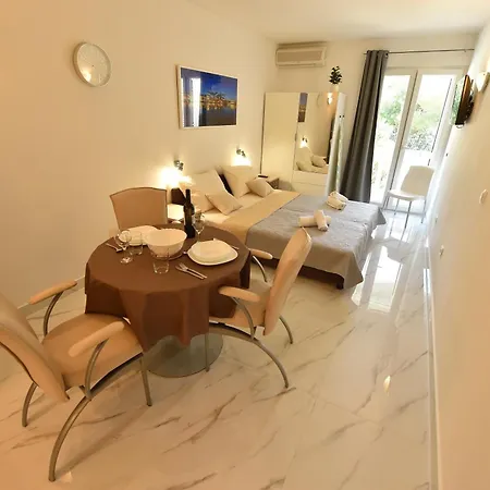 Beach Apartments Vlado Podstrana Esterno foto